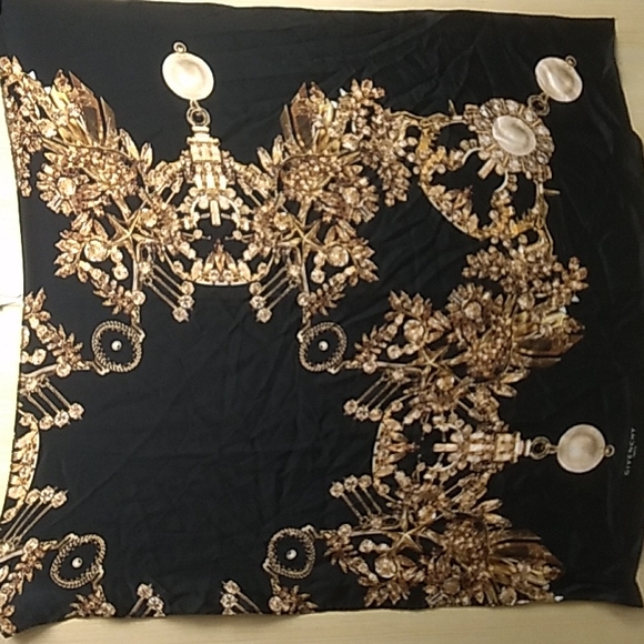 Givenchy Black and Gold Scarf - Picture 1 of 11